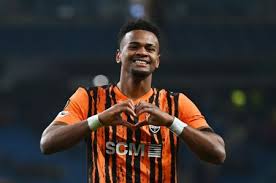 Cria do Atlético de R$ 88 milhões brilha junto de 'velho conhecido' em goleada na Europa