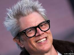 Het is pas lente in Michigan als Vanessa de eend door school waggelt