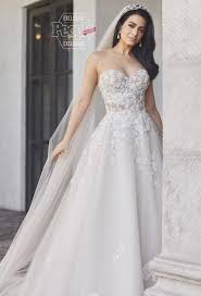 Deezer üzerinden prince royce, prince royce albümünü dinle. All The Intimate Details From Prince Royce And Emeraude Toubia S Mexico Wedding Bal Vestido De Baile De Casamento Vestidos De Noiva Romantico Vestido De Noiva