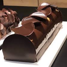 Recette Simple De Buche Entremet Vanille Chocolat Banane En 2020 Chocolat Valrhona Chocolat Moelleux Au Chocolat