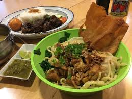 See more ideas about indonesian cuisine, indonesian food, cuisine. Where To Find Great Indonesian Food In Seattle Try This Cozy U District Cafe The Seattle Times