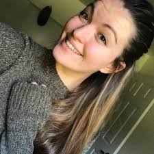 Kayla Moser's Instagram, Twitter & Facebook