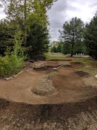 I give some tips and advice on how to do it on a budget. 1 16th Revo Typhon 3s Or Best Recommendation For This Backyard Track 350 Budget Rccars