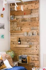 1001 Exemples D Un Mur En Palette Pour L Interieur Ou L Exterieur Mur Palettes Projets Avec Bois Recycle Palette