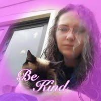 Midnight in the Garden of Good and Evie by Marianne Stillings