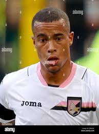 Quaison hi-res stock photography and images