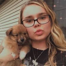 Amber Coutts's Instagram, Twitter & Facebook