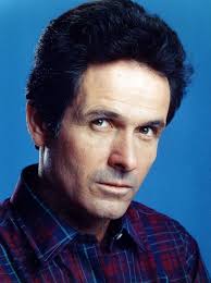 Derek Barrington's Instagram, Twitter & Facebook