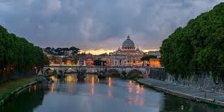 Visitando le sale delle scuderie del quirinale dove è allestita la mostra dedicata a frida kahlo, ciò che colpisce di più è come la sua opera e il suo. Raffaello E Alle Scuderie Del Quirinale Le Norme Per Accedere Alla Mostra