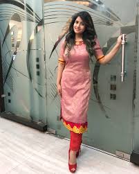 Whether it is facebook, instagram or free fire. Miss Pooja S Feet Wikifeet