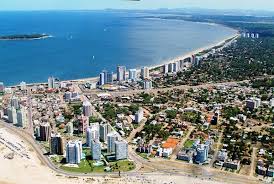 Montevideo is its capital and largest city. Hemen Bugun Uruguay A Tasinmak Icin 22 Yasamalik Sebep Listelist Com