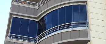 Cam balkon fiyatları, cambalkon yaptırmadan önce, kullanıcılar için önemli bir seçim kriteridir. Zeybek Cam Balkon Konya Konya Cam Balkon Dusakabin