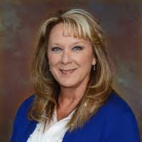 Lisa Petrowski's Instagram, Twitter & Facebook