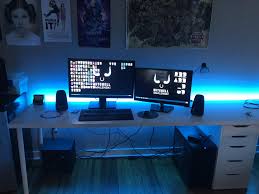 My Friend Doesnt Think This Setup Is Worthy Of Praise Because Of His Bad Cable Management I However Would Die For This Gaming Room Setup Setup Pc Setup