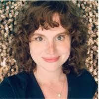 Ann Mcnamee's Instagram, Twitter & Facebook