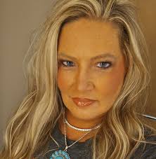 Melissa Mcneely updated her profile picture.