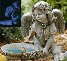 Amazon Com Josephs Studio Solar Powered Bird Bath Angel Outdoor Garden Statue By Roman Patio Lawn Angel Garden Statues Garden Angels Outdoor Garden Statues