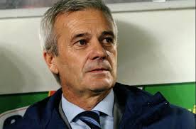 L'ex allenatore e calciatore biancoceleste spegne oggi candeline pic.twitter.com/czuqtmaior. Calcio In Lutto Muore L Ex Allenatore Dell Inter Gigi Simoni Il Catania Lo Affronto Per L Ultima Volta A Napoli 16 Anni Fa Tutto Calcio Catania