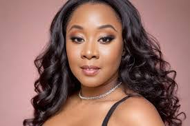 Maggie Narvaez's Instagram, Twitter & Facebook