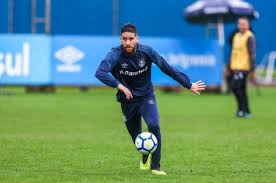 Agora como coordenador técnico, preenche uma lacuna que estava vaga no clube após a demissão de valdir espinosa, em agosto de 2017. Lesao De Marcelo Oliveira Obriga O Gremio A Buscar Um Zagueiro No Mercado Lance