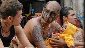 Written and directed by cary joji fukunaga; 25 Fameux Tatouages De Cinema Tenoch Huerta Mejia Dans Sin Nombre Allocine