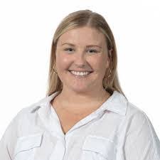 Goldie Kemp's Instagram, Twitter & Facebook