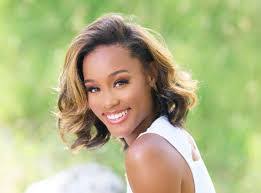 Lydia Dotson's Instagram, Twitter & Facebook