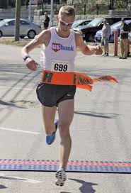 Community pours out for Seacoast Road Race Series opener