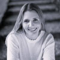 Ursula Morán Email & Phone Number