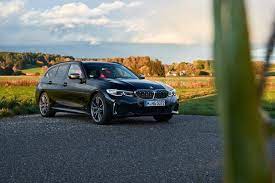 Video The Bmw M340i Touring Is Unobtanium For Americans Bmw Touring Living In Car