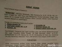 Fotocopy ktp pengambil dan ktp asli penerima kuasa; Ini Contoh Surat Kuasa Untuk Dokumen Pribadi Dan Perusahaan