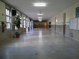 Escuelas y paradas de colectivos vacías a causa del paro nacional ...