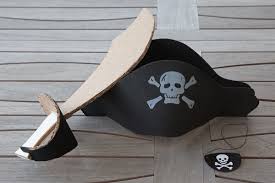 Chapeau pirate origami facile etape. Mon Anniversaire De Petit Pirate Alerte Moussaillon Save The Deco