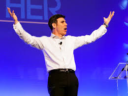 GARRISON WYNN | Keynote Speaker, Schedule & Speaking Fee | Robinson Speakers