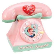 I Love Lucy Merchandise Salt Pepper Love Lucy Friend Forever Telephone Salt And Pepper Shakers 51126 I Love Lucy Love Lucy Salt Pepper Shakers