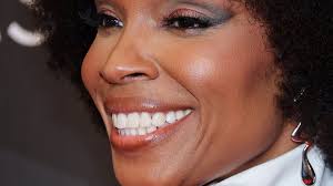 The White House Correspondents Association announced its decision to skip  featuring a comedian during its annual dinner. Amber Ruffin was set to  perform. See link below ⬇️ bit.ly/4l8QkRx