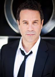 Darren Edmond's Instagram, Twitter & Facebook