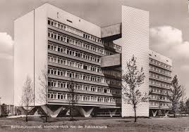 Oscar Niemeyer Interbau Apartment House Hansaviertel Berlin Germany 1957 Oscar Niemeyer Plattenbau Architektur
