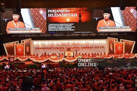 Dr mahathir mohamad berkata beliau letak jawatan pengerusi bersatu dan kemudian perdana menteri pada hujung februari lalu. Memegang Jawatan In English Kj Terima Kekalahan Ucap Tahniah Kepada Zahid Berita Contextual Translation Of Memegang Jawatan Into English Halareal