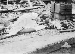 Hasil gambar untuk foto korban bom atom di jepang