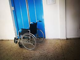 Spitalul județean de urgență „sfântul ioan cel nou (cunoscut și sub numele de spitalul județean suceava sau spitalul nou din suceava) este cea mai importantă unitate medicală din municipiul suceava. Covid 19 DupÄ Infectarea A Zeci De Medici Spitalul JudeÈean Suceava Se Inchide Audio Europa Fm