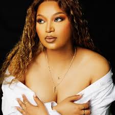 Guys, I see everyone is talking about Straw, is it worth the hype ?