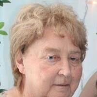 Mary Quarry's Instagram, Twitter & Facebook