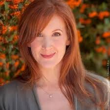 Erin Lyon (@erinlyonauthor) • Instagram photos and videos