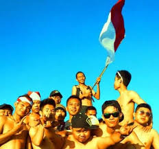 Hasil gambar untuk pecinta alam indonesia