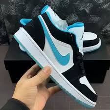 Jordan 1 Low White Black Green Nike Air Jordan 1 Low White Black Island Green Cq9828 131 Video Air Jordans Nike Air Nike