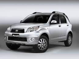 Review toyota rush trd sportivo ultimo 2017. Toyota Lanza El Rush Y Liquida A Daihatsu En Chile