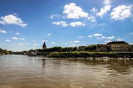 Discover tasty options for wine, coffeehouses, and bars in libourne. The Perfect Summer Day In Libourne Bordeaux Travel Guide