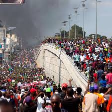 Haití se encuentra políticamente dividido y enfrenta una creciente crisis humanitaria y escasez de alimentos, por lo que existe el temor de un desorden generalizado. Quien Es Moise El Presidente De Haiti Al Que Exigen Renuncia