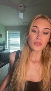 Paula Herbert's Instagram, Twitter & Facebook